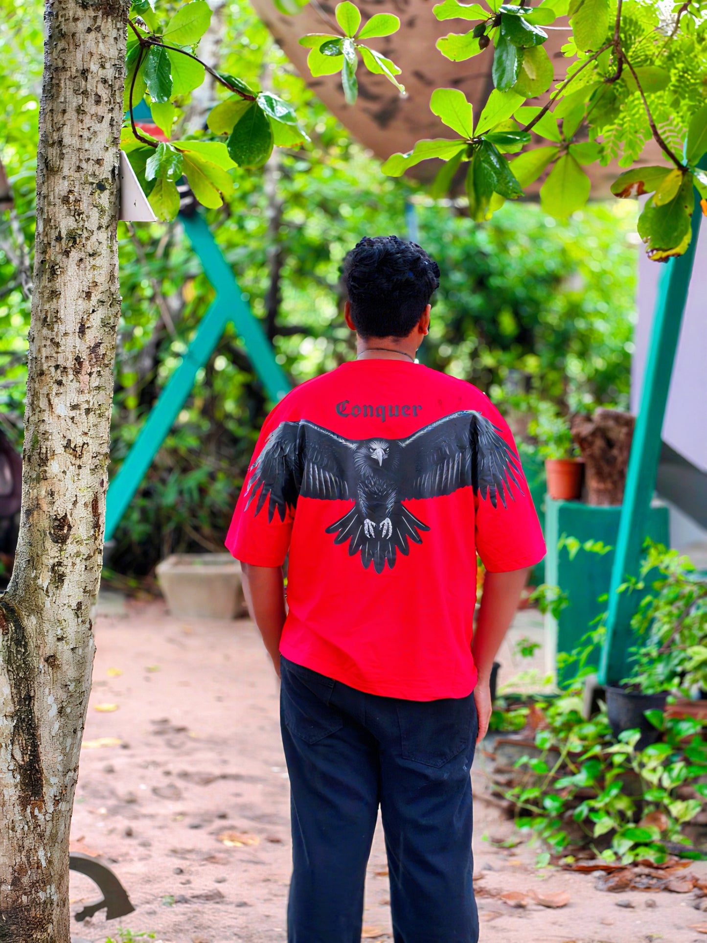Luxury 250 GSM Oversized T‑Shirt with Back Eagle Artwork – CASAMS