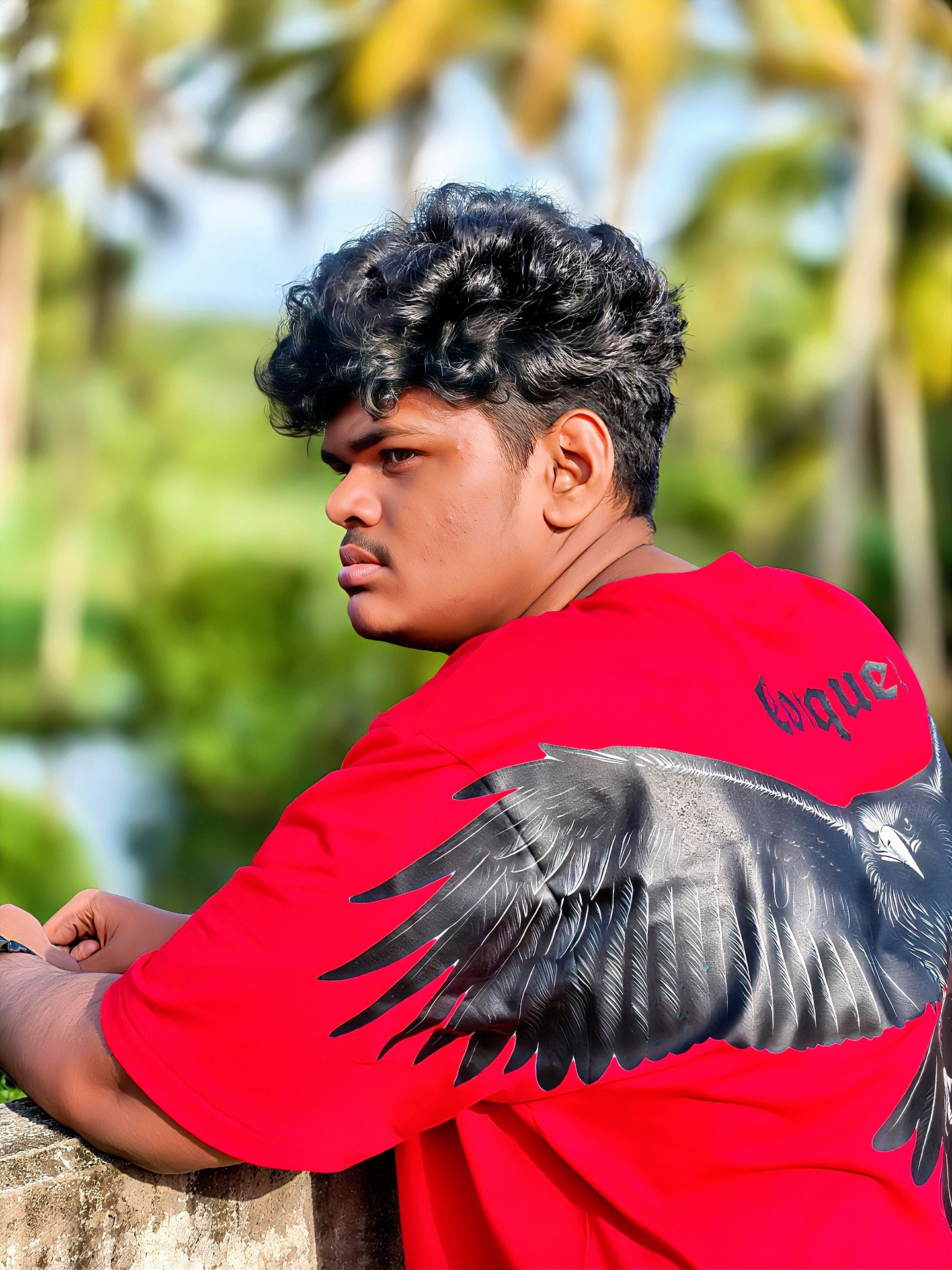 Luxury 250 GSM Oversized T‑Shirt with Back Eagle Artwork – CASAMS