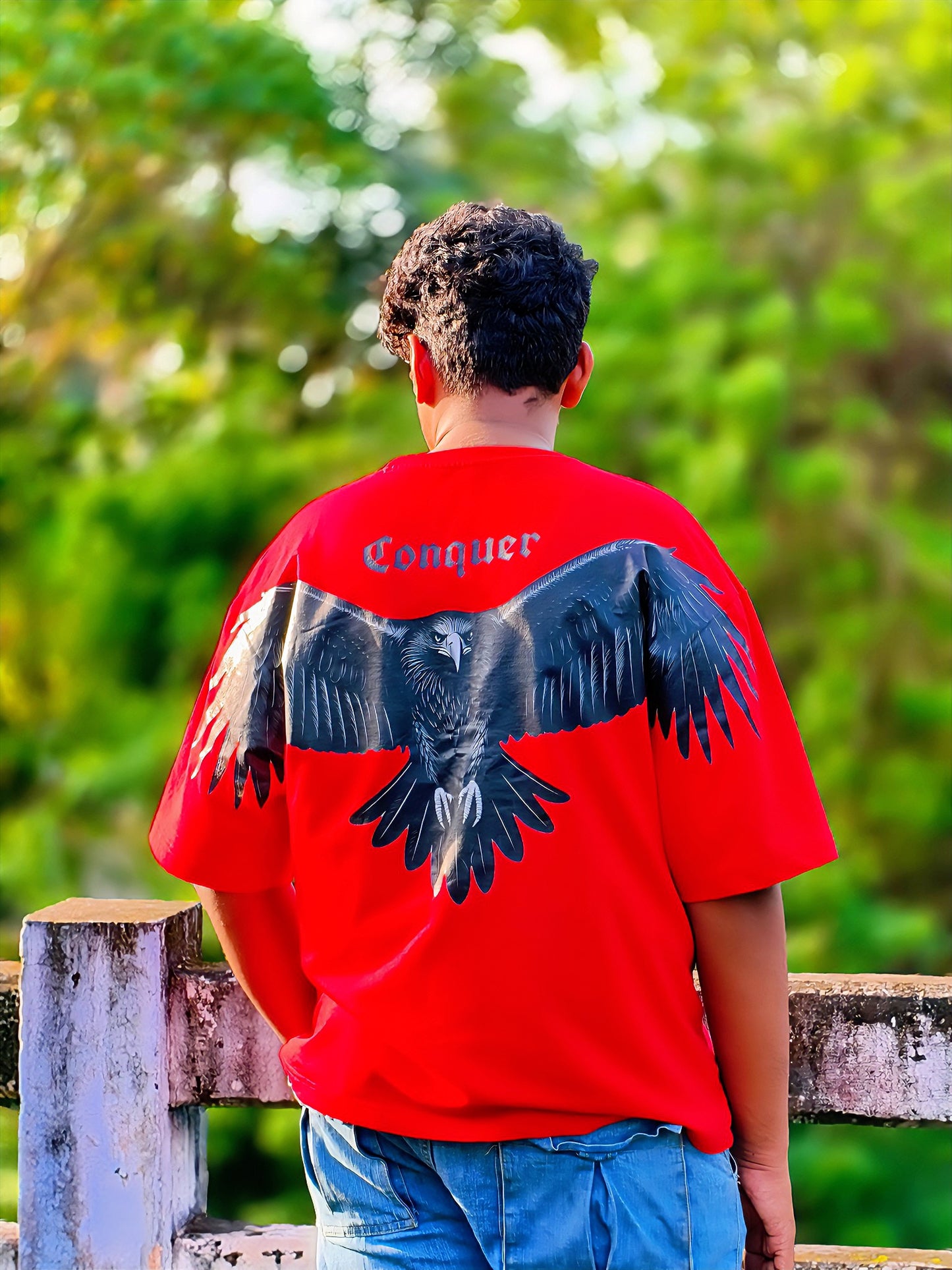 Luxury 250 GSM Oversized T‑Shirt with Back Eagle Artwork – CASAMS